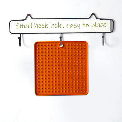 Silicone Pet Lick Mat — Random Color