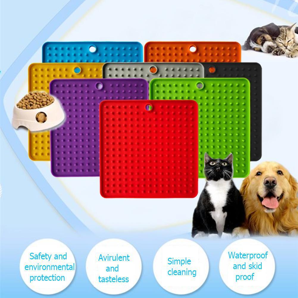 Silicone Pet Lick Mat — Random Color