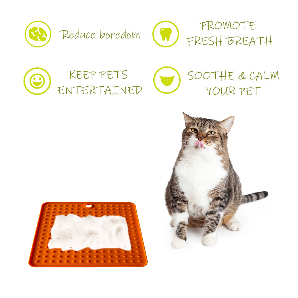 Silicone Pet Lick Mat — Random Color